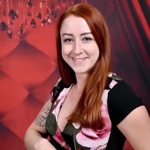 Meet your Posher, Caitlin